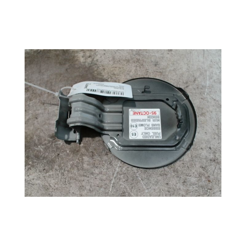VOLET DE TRAPPE CARBURANT MITSUBISHI SPACESTAR