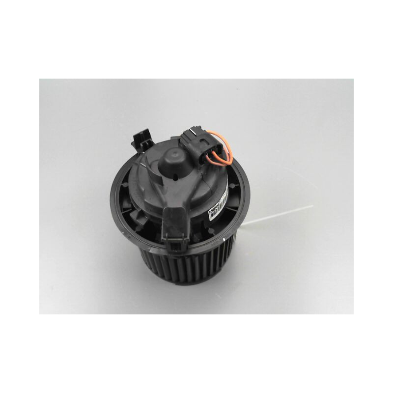 MOTEUR VENTILATEUR CHAUFFAGE RENAULT CLIO IV Phase 1 2012-...