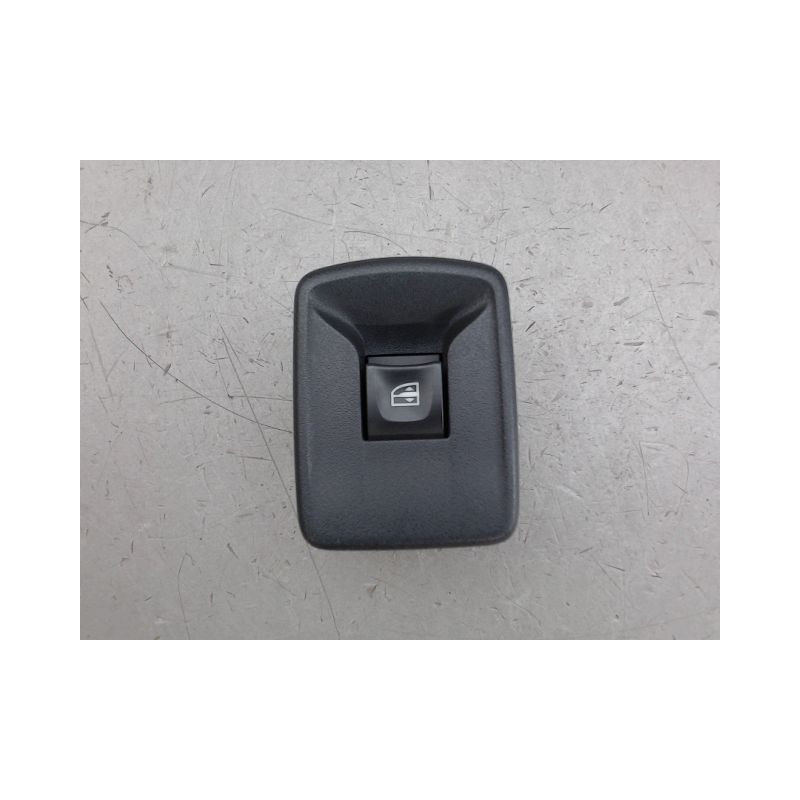 COMMANDE LEVE-GLACE PORTE AVD DACIA LODGY