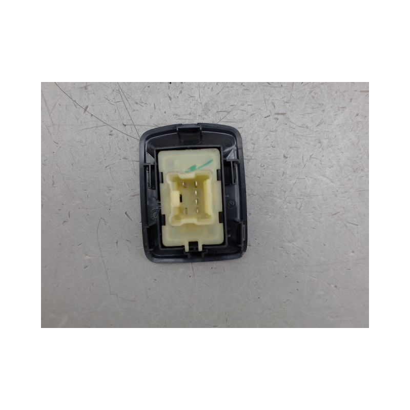 COMMANDE LEVE-GLACE PORTE AVD DACIA LODGY