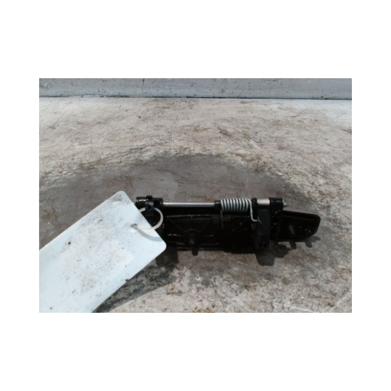 POIGNEE EXTERIEURE PORTE ARRIERE GAUCHE DACIA LODGY