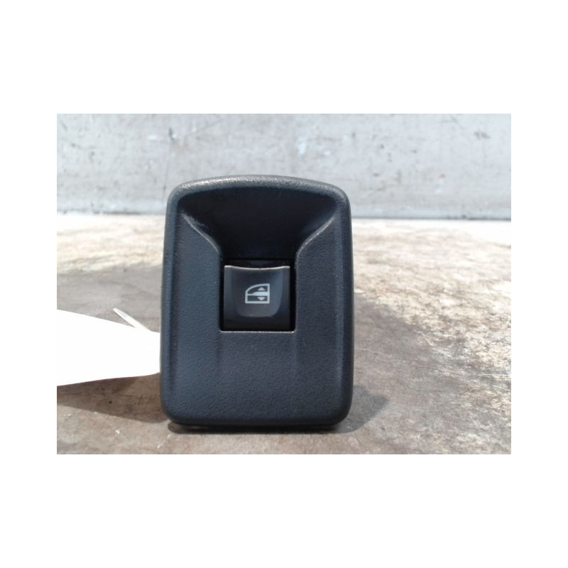 COMMANDE LEVE-GLACE PORTE ARG DACIA LODGY
