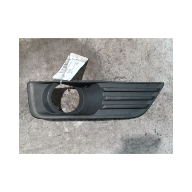 OBTURATEUR PHARE ADDITIONNEL PARE-CHOC AVD FORD FOCUS SW 2005-2007