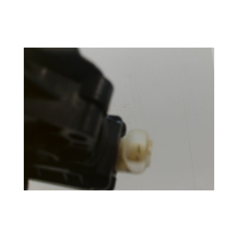 MECANISME+MOTEUR LEVE-GLACE AVANT DROIT NISSAN MICRA 2009-