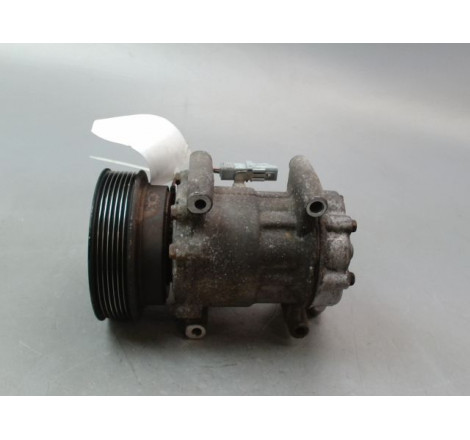 COMPRESSEUR AIR CONDITIONNE