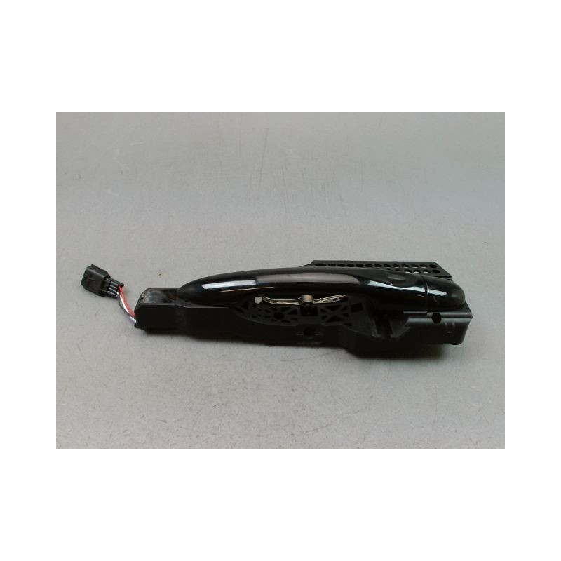 POIGNEE EXTERIEURE PORTE AVANT DROIT RENAULT CAPTUR Phase 1 2013-...