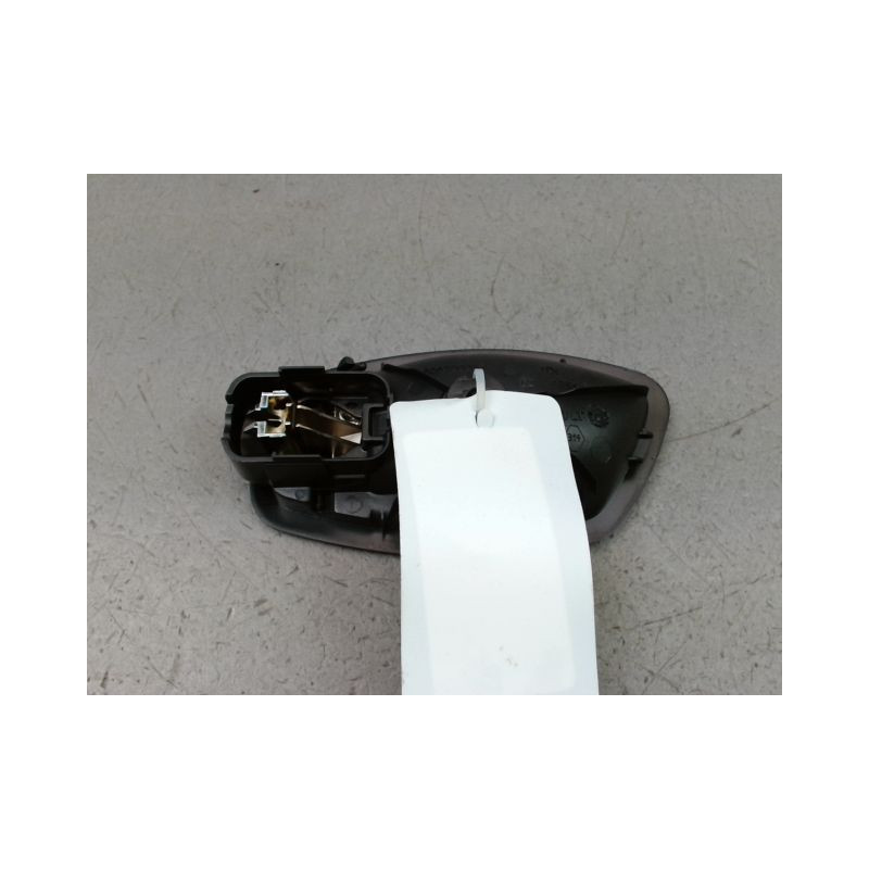 POIGNEE INTERIEURE PORTE ARRIERE DROIT RENAULT CAPTUR Phase 1 2013-...