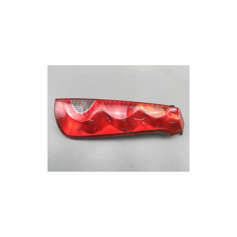 FEU ARRIERE DROIT NISSAN NOTE PH2 09-14