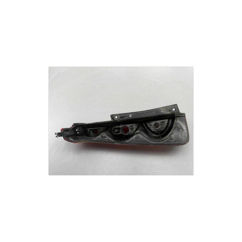 FEU ARRIERE DROIT NISSAN NOTE PH2 09-14
