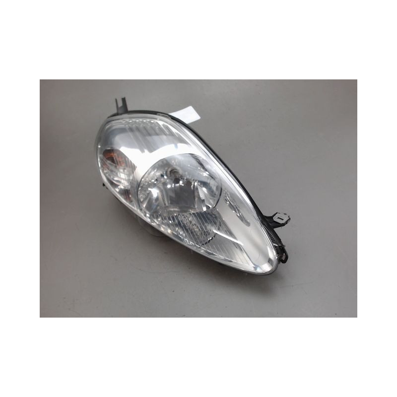 PHARE DROIT FIAT PUNTO
