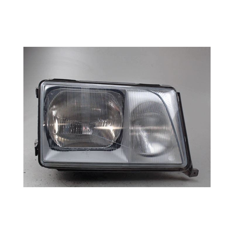 PHARE DROIT MERCEDES E300