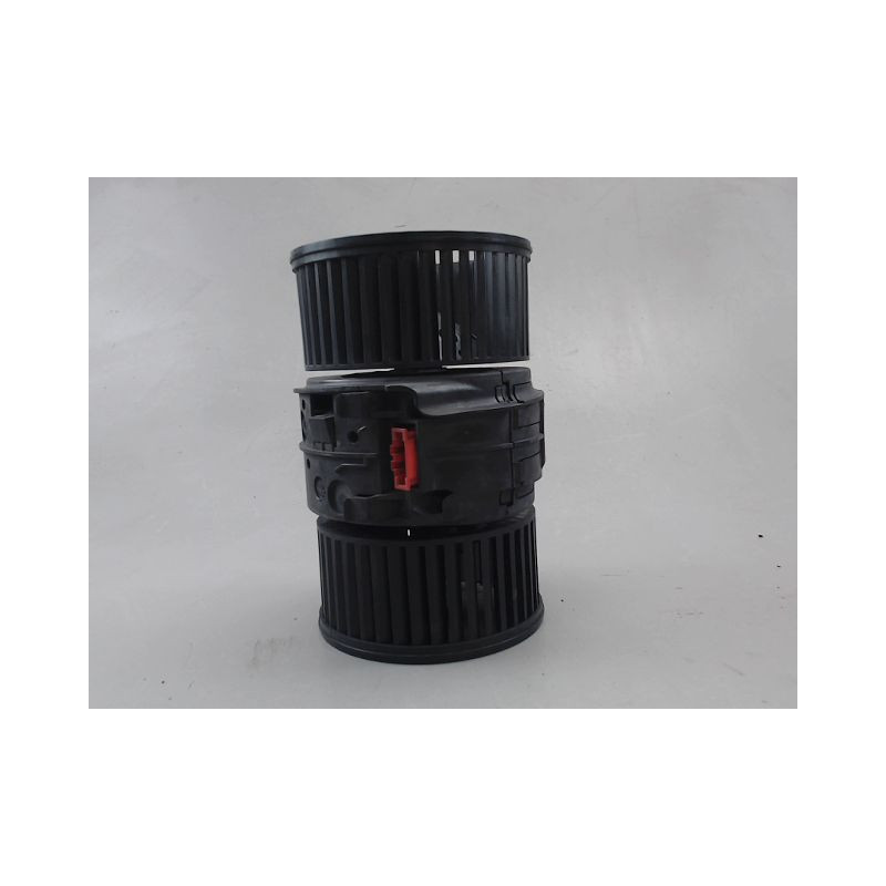 MOTEUR VENTILATEUR CHAUFFAGE RENAULT MEGANE