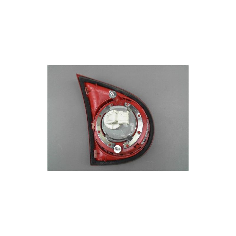 FEU ARRIERE INTERIEUR DROIT VOLKSWAGEN GOLF V 2003-2009