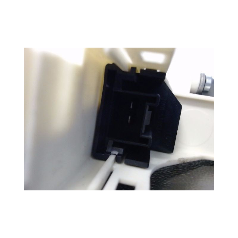 MECANISME+MOTEUR LEVE-GLACE ARRIERE DROIT AUDI A4