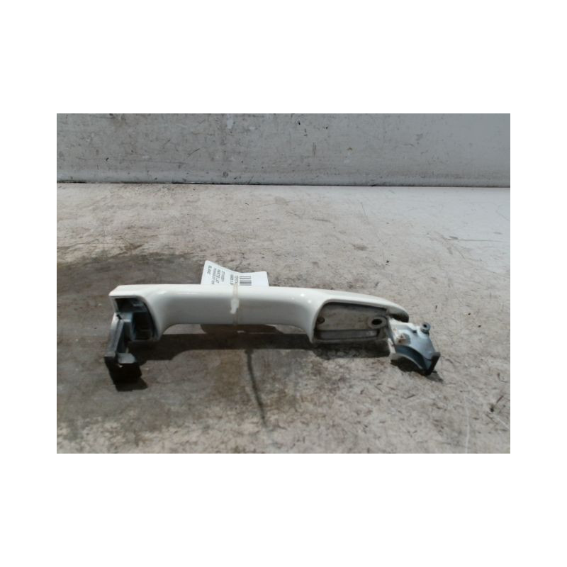 POIGNEE EXTERIEURE PORTE AVANT DROIT TOYOTA YARIS II 2010-