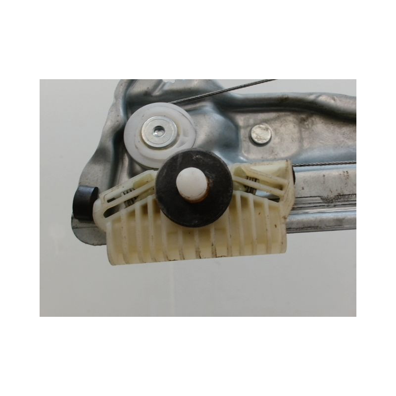 MECANISME+MOTEUR LEVE-GLACE ARRIERE DROIT RENAULT MEGANE IV PHASE 1 2015-