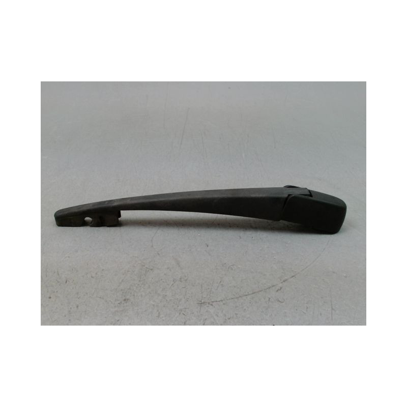 BRAS ESSUIE-GLACE ARRIERE SUZUKI SWIFT 3P