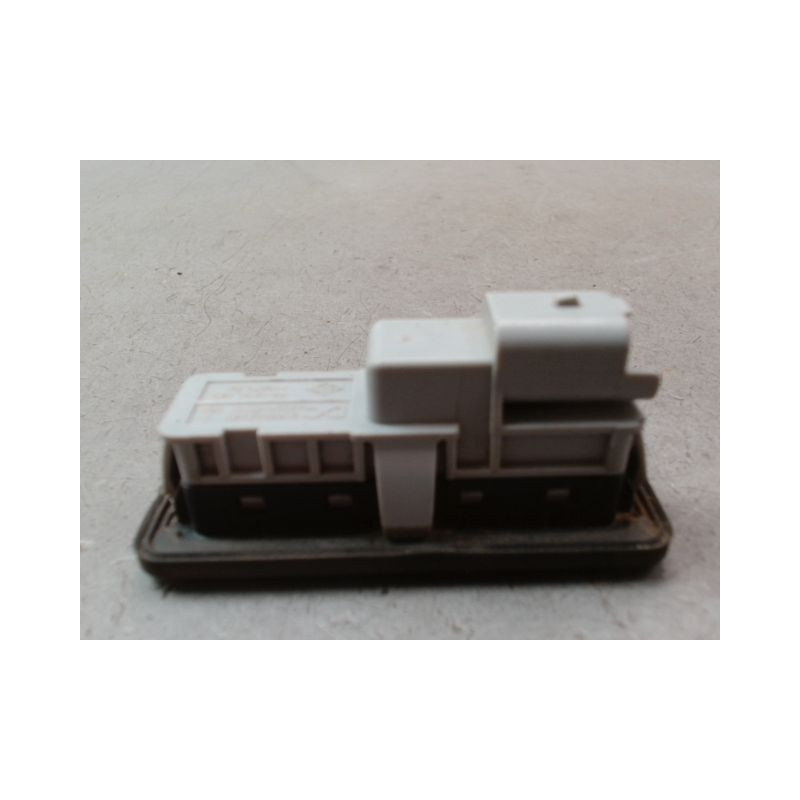 POIGNEE EXTERIEURE HAYON RENAULT MEGANE IV PHASE 1 2015-