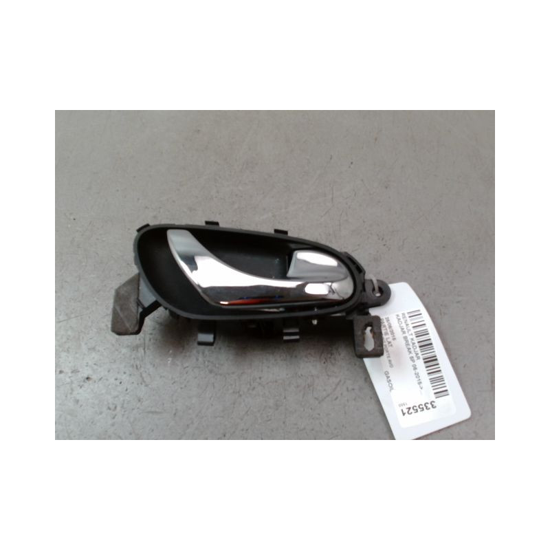 POIGNEE INTERIEURE PORTE AVANT DROIT RENAULT KADJAR BREAK 2015-...