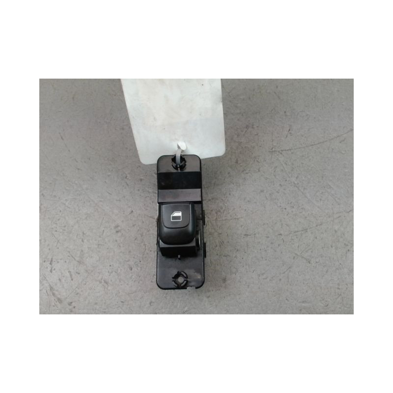 COMMANDE LEVE-GLACE PORTE ARG KIA RIO 2005-