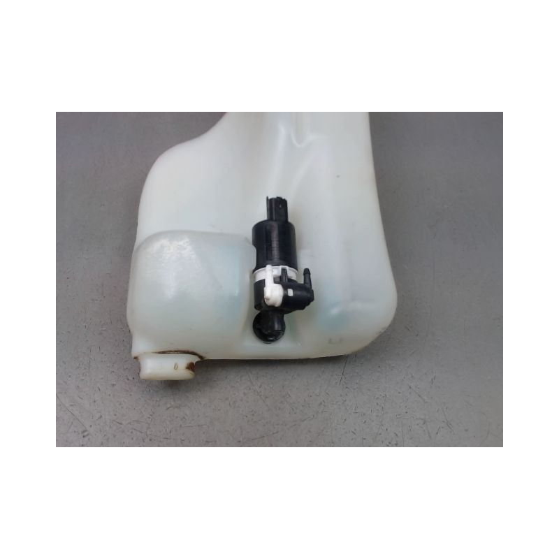 RESERVOIR LAVE-GLACE AVANT RENAULT MEGANE BREAK III Phase 2 2012-2014