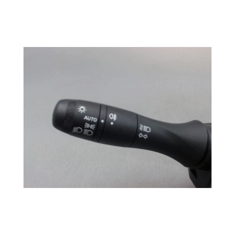 BLOC COMMODOS DACIA SANDERO 2008-