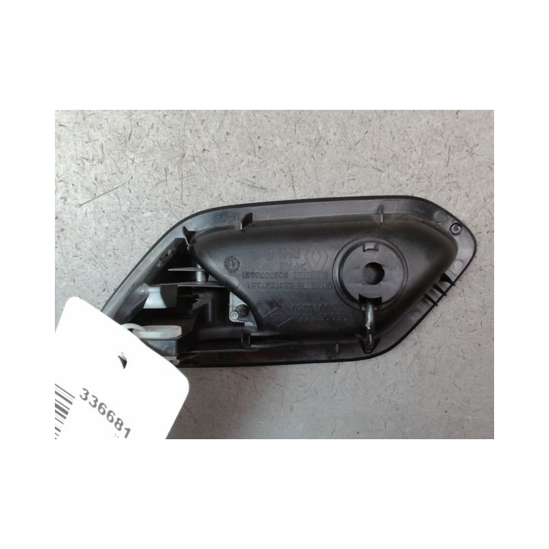 POIGNEE INTERIEURE PORTE AVANT DROIT DACIA SANDERO 2008-