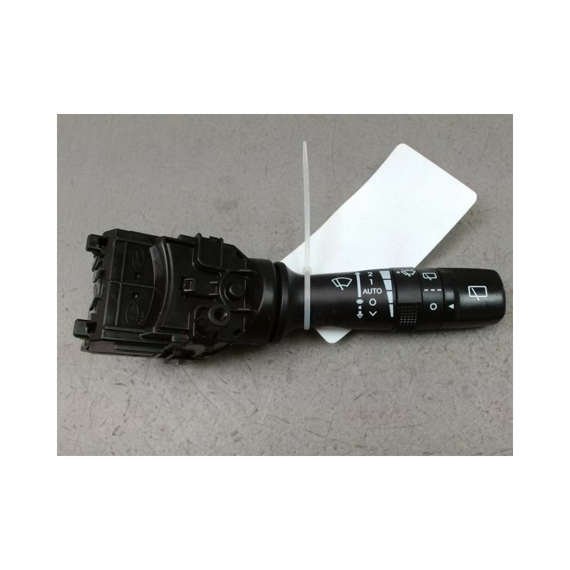 COMMANDE ESSUIE GLACE KIA RIO 2005-
