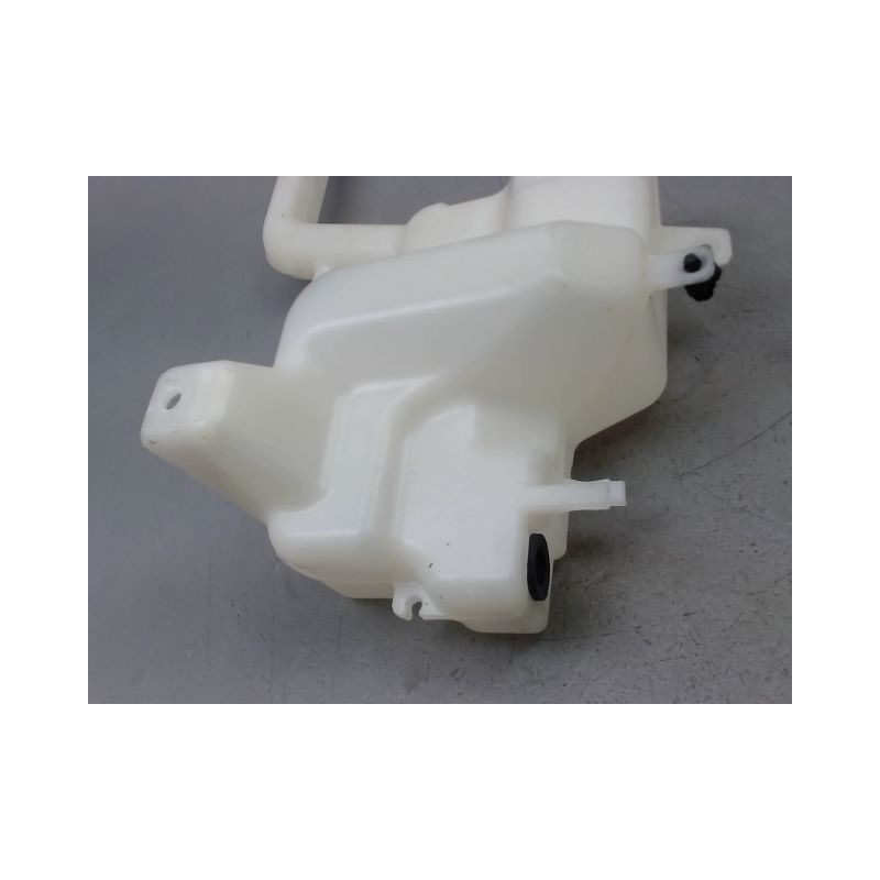 RESERVOIR LAVE-GLACE AVANT MAZDA 2 II Phase 1 2007-2011