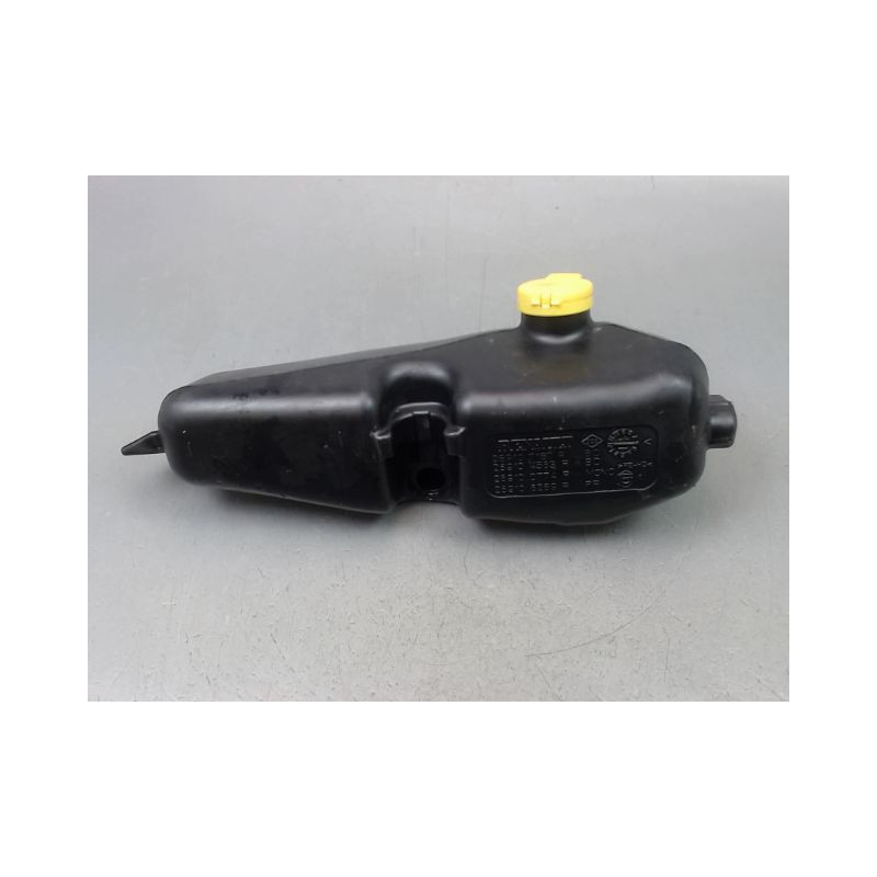 RESERVOIR LAVE-GLACE AVANT DACIA SANDERO II Phase 1 2012-...