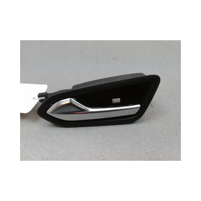 POIGNEE INTERIEURE PORTE AVANT GAUCHE RENAULT CLIO