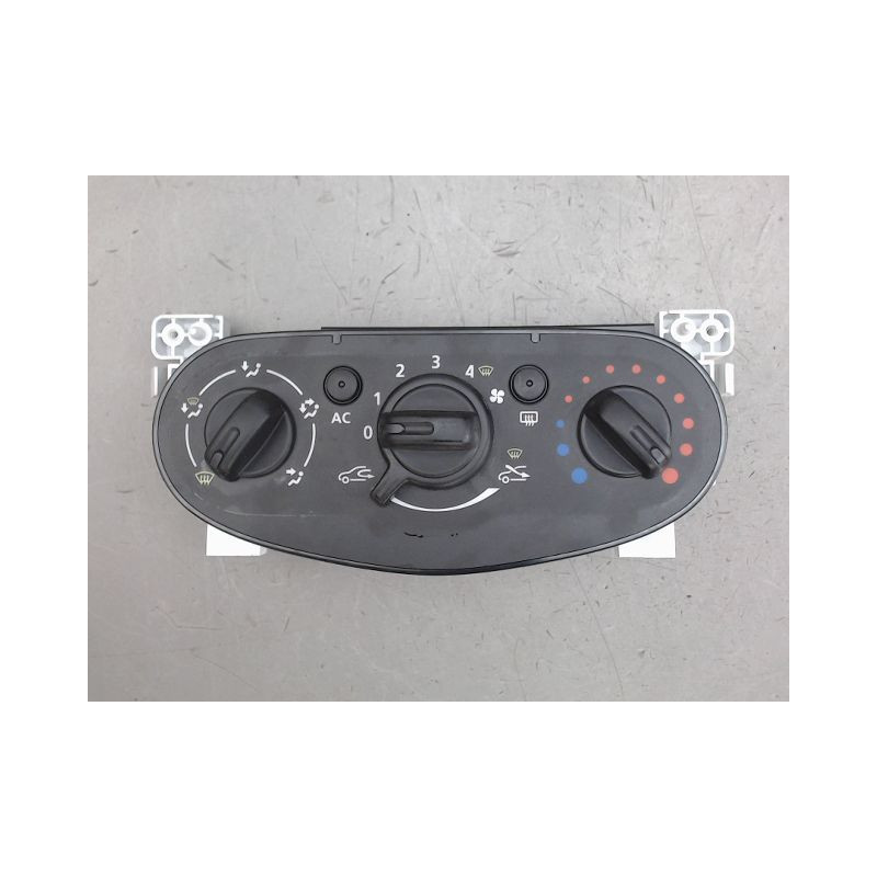 COMMANDE DE CHAUFFAGE DACIA SANDERO