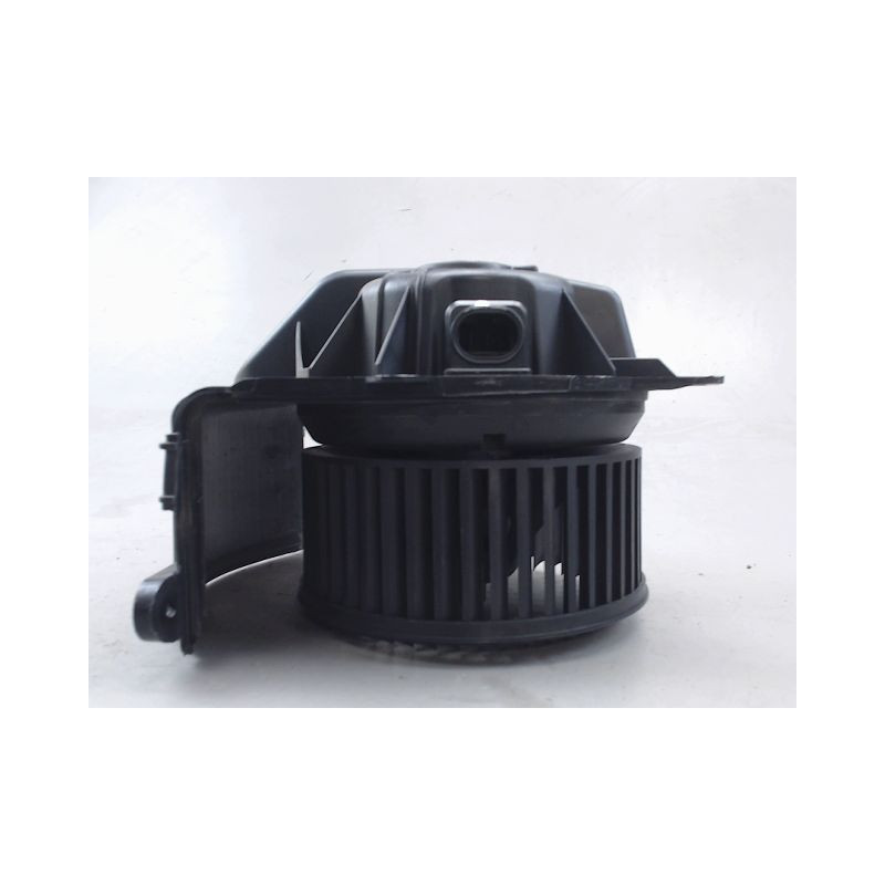 MOTEUR VENTILATEUR CHAUFFAGE RENAULT MEGANE