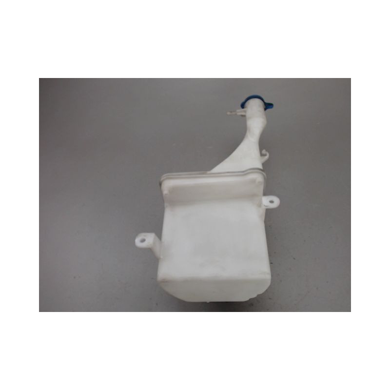 RESERVOIR LAVE-GLACE AVANT TOYOTA YARIS