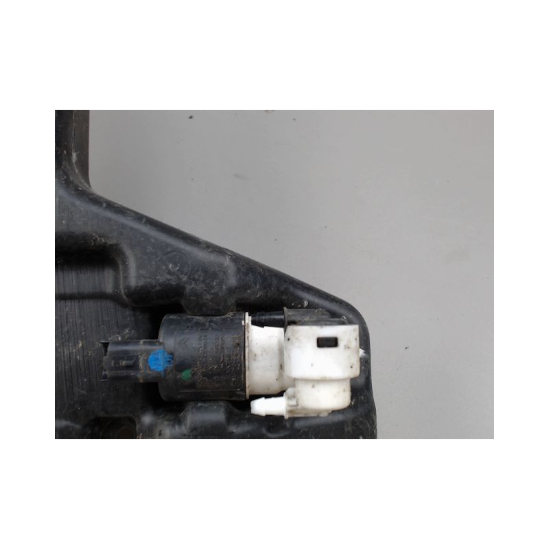 RESERVOIR LAVE-GLACE AVANT CITROEN C4