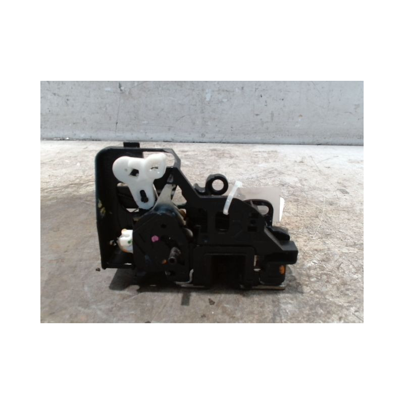 SYSTEME CONDAMNATION ARRIERE DROIT DACIA SANDERO 2008-
