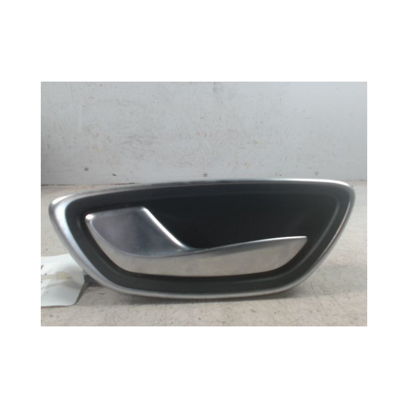 POIGNEE INTERIEURE PORTE AVANT GAUCHE RENAULT MEGANE