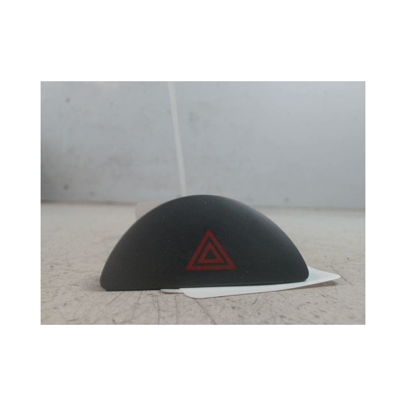 BOUTON DE WARNING KIA SOUL 08-