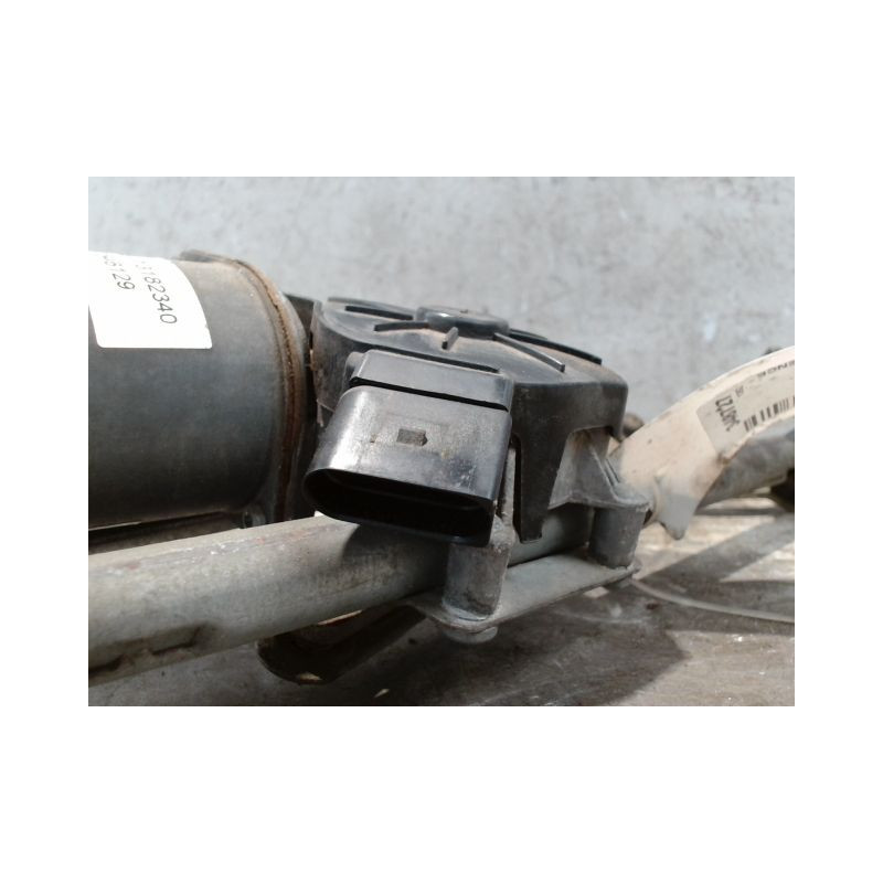 MECANISME ESSUIE-GLACE AVANT OPEL CORSA 06-09