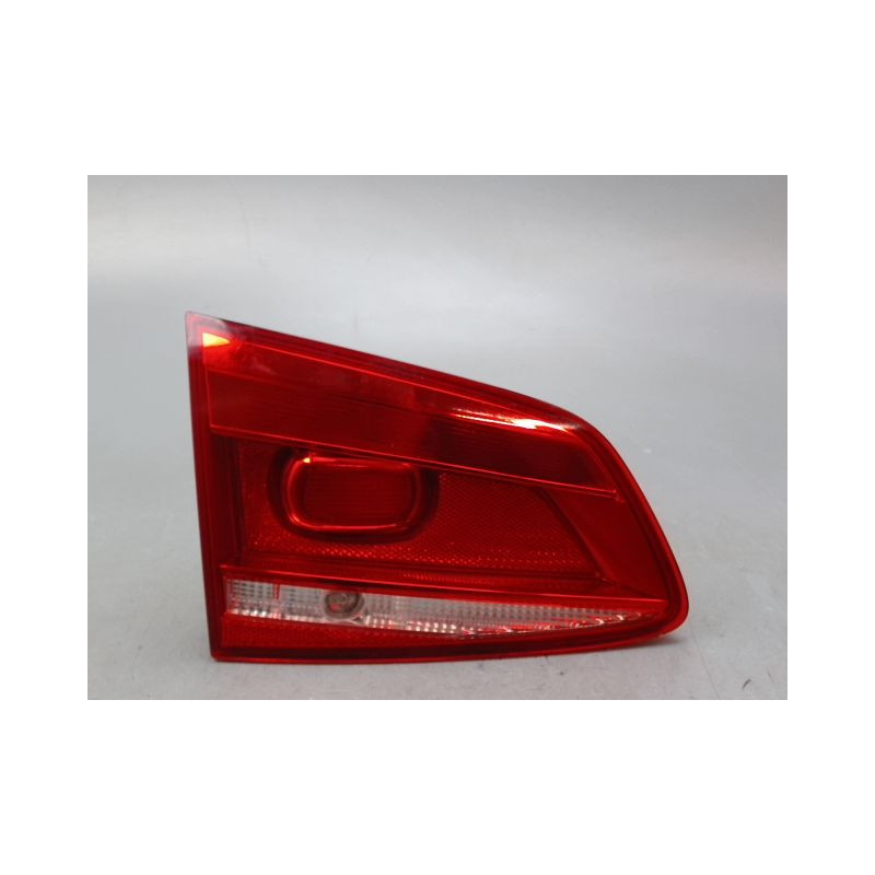 FEU ARRIERE INTERIEUR GAUCHE VOLKSWAGEN PASSAT SW 2005-