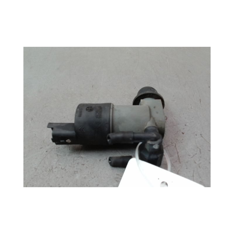 POMPE LAVE-GLACE AVANT NISSAN QASHQAI BREAK I Phase 1 2007-2010