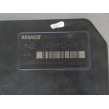 BOITE A FUSIBLES RENAULT MEGANE