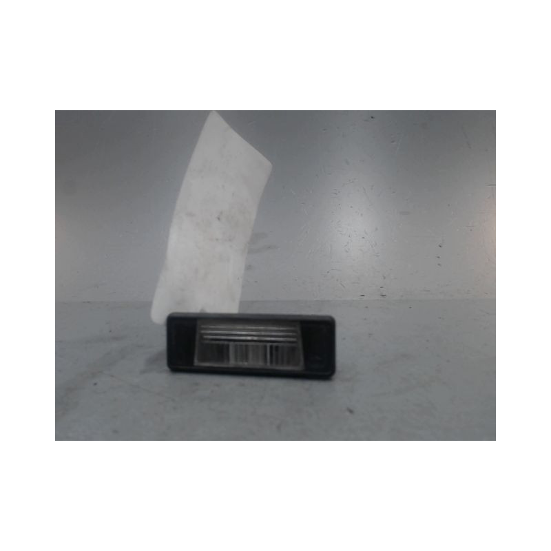 ECLAIREUR PLAQUE DE POLICE GAUCHE NISSAN QASHQAI