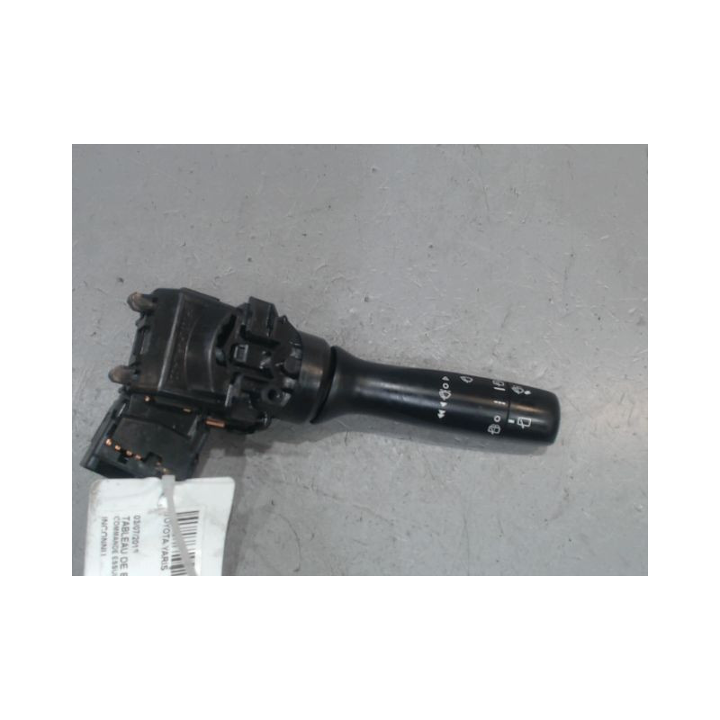 COMMANDE ESSUIE GLACE TOYOTA YARIS