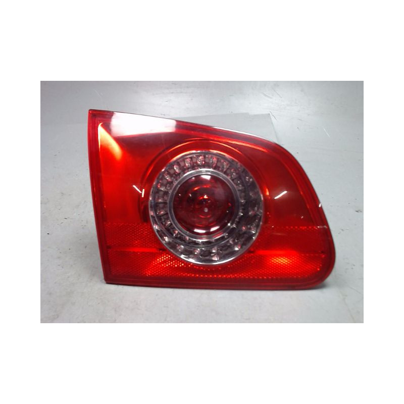 FEU ARRIERE INTERIEUR GAUCHE VOLKSWAGEN PASSAT SW 2005-