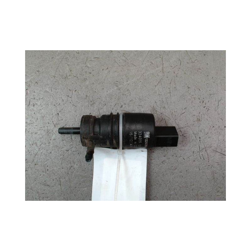 POMPE LAVE-GLACE AVANT SUZUKI SWIFT 3P