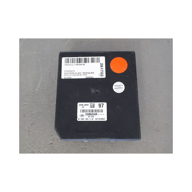 BOITE A FUSIBLES RENAULT MEGANE