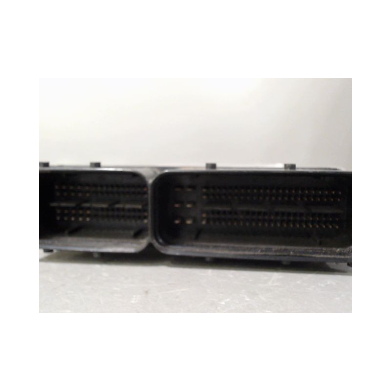 CALCULATEUR MOTEUR OPEL CORSA