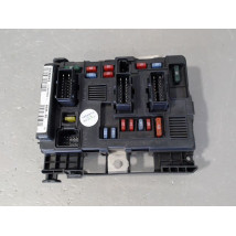BOITE A FUSIBLES PEUGEOT 206