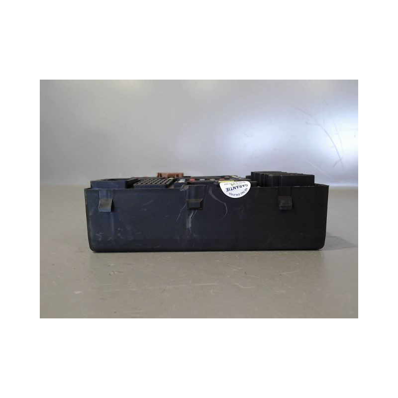BOITE A FUSIBLES RENAULT GRAND SCENIC III 09-11